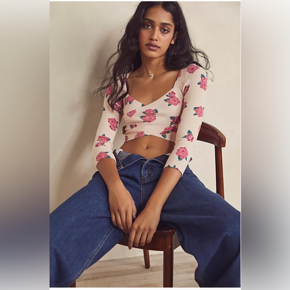 Free People Rose Print Ribbed Cropped Top Cream Pink Floral ¾ Sleeve L